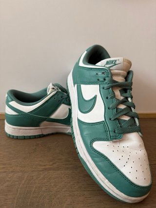Nike Dunk Low Verde y Blanco