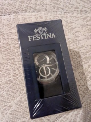 Reloj Festina Cronógrafo Retro Negro/Blanco