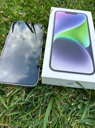 iPhone 14 Morado Sin Uso
