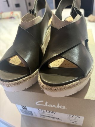 Sandalias Clarks verdes plataforma cuña esparto