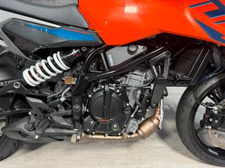 KTM Duke 125 ABS Azul/Naranja
