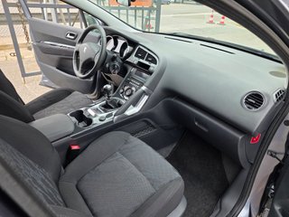Peugeot 3008 Premium 1.6 HDI 112 FAP