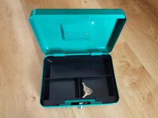 Caja Fuerte Metálica Teal con Cerradura