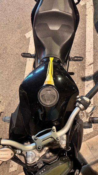 Zontes ZT125 Z2 2022 Naked Negro/Lima