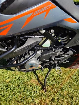 KTM 390 Adventure Negra y Naranja