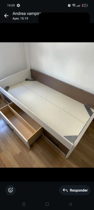 Estructura de cama con cajones