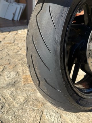 Ducati Monster 821