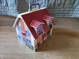 Casa de muñecas Playmobil portátil