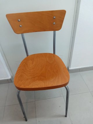 Sedie da cucina in legno e metallo