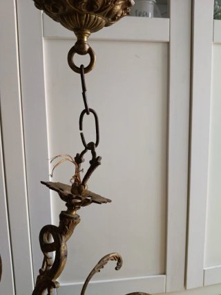 Lámpara araña de bronce antigua 6 brazos