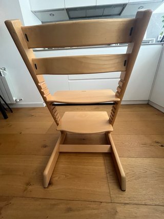 Cadira infantil Stokke // Silla infantil Stokke