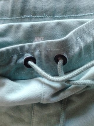 Pantalón corto Nike Talla L nuevo sin usar.