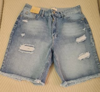 Por cierre de tienda.   Pantalón corto