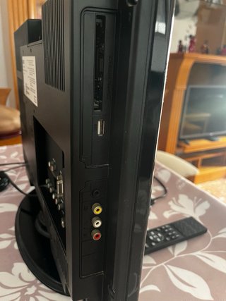 Televisor OKI 22 TDT DVD HDMI USB