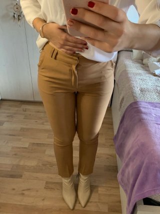 Pantalón chino beige talla S