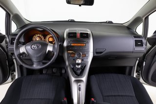 Toyota Auris 2009
