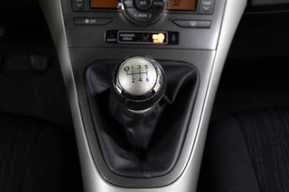 Toyota Auris 2009