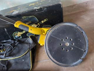 Lijadora Stanley Fatmax Pared