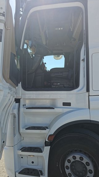 Mercedes-Benz Actros 2021