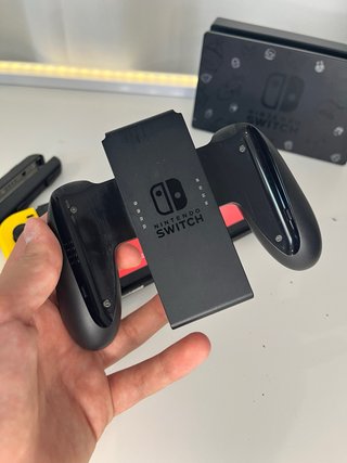 Nintendo Switch edizione Fortnite