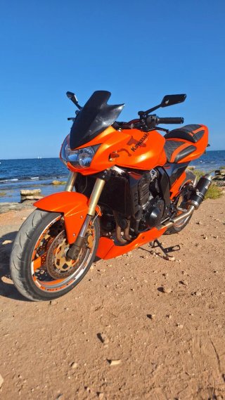 Kawasaki Z1000
