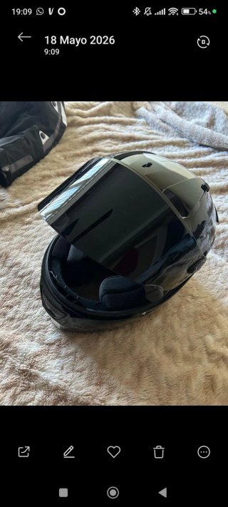 Casco Integral Shark Negro y Blanco