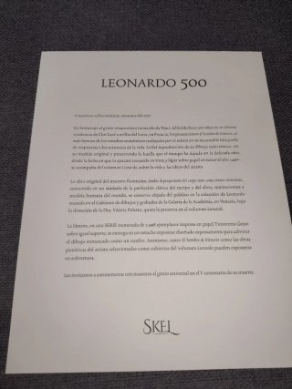 Libro y lámina. Leonardo DaVinci. Soporte.