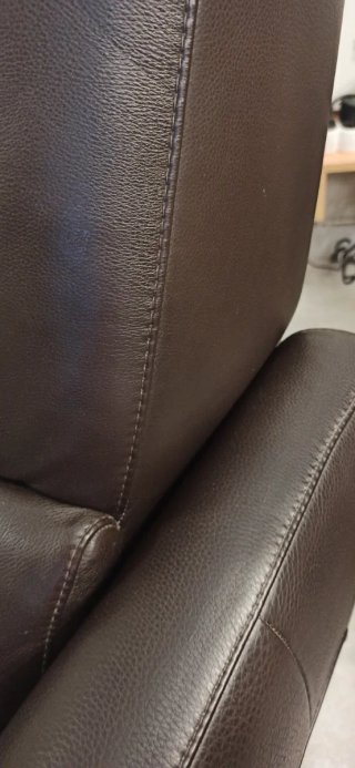 Sillón Natuzzi de cuero reclinable 700€