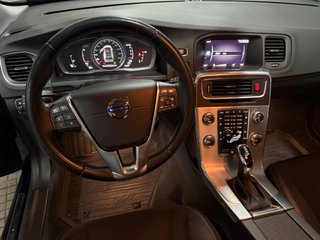 Volvo V60 2.0 D3 Momentum Auto
