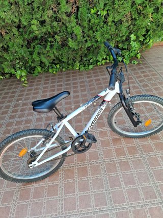 Bicicleta infantil Rockrider ST100