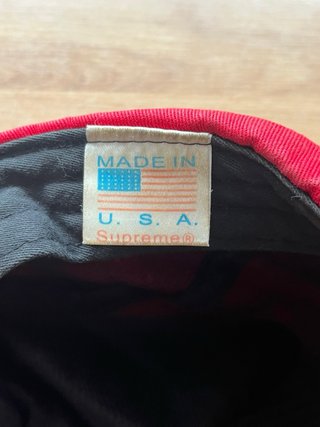 Gorra Supreme Vintage Estampada Roja