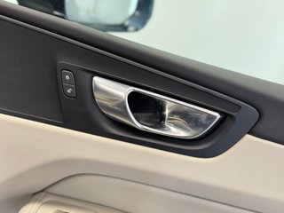 Volvo XC60 Inscription Auto B4