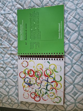 libro titulado "Yo cocino, tú pintas"