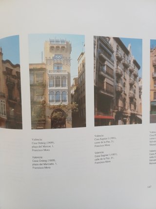 Libro ARQUITECTURA MODERNISTA VALENCIANA