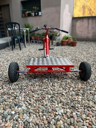 Carrito de drift rojo poco usado