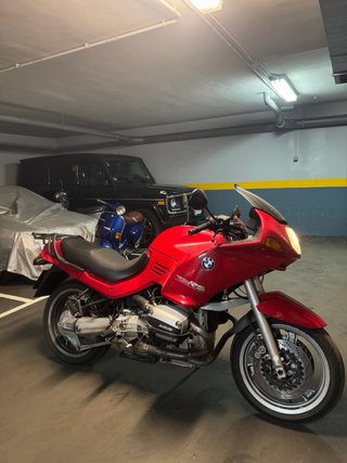 BMW R1100RS Roja