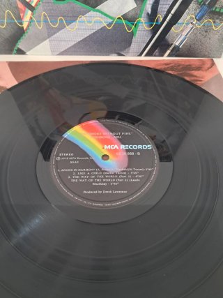 Wishbone Ash - No Smoke Without Fire Vinilo
