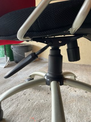 Silla de escritorio ajustable