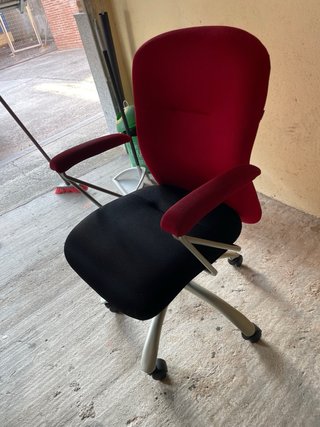 Silla de escritorio ajustable