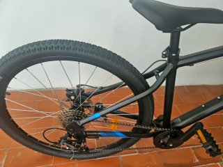 Bicicleta Rockrider un solo uso