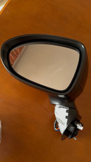 Retrovisor de Kia Rio año 2011 o 2012