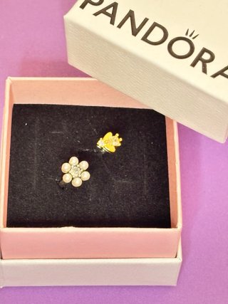 Anillo Pandora Abeja y Flor Ajustable