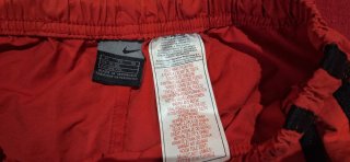 Conjunto Deportivo Nike Negro y Rojo