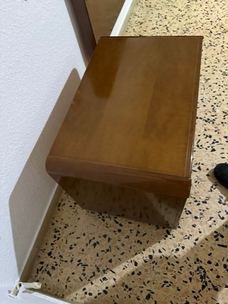 Conjunto 2 mesitas y cabezal de madera