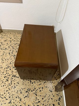 Conjunto 2 mesitas y cabezal de madera