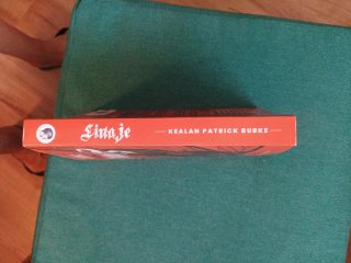 Libro, Linaje