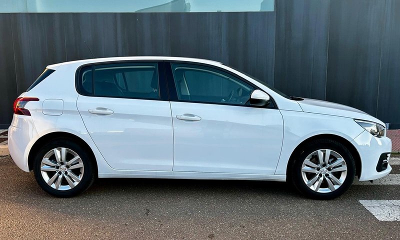 Peugeot 308 SW Allure BlueHDi S&S MAN 2021, foto 4