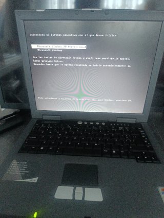 Portátil Acer Aspire 1310XC Win 98/XP