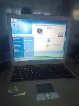 Portátil Acer Aspire 1310XC Win 98/XP