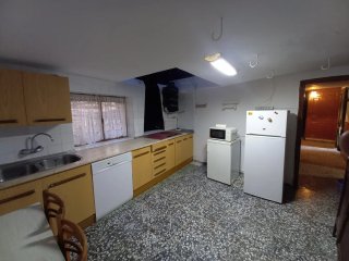 Parcela 953 m2 casa para reformar, patio, huerto
